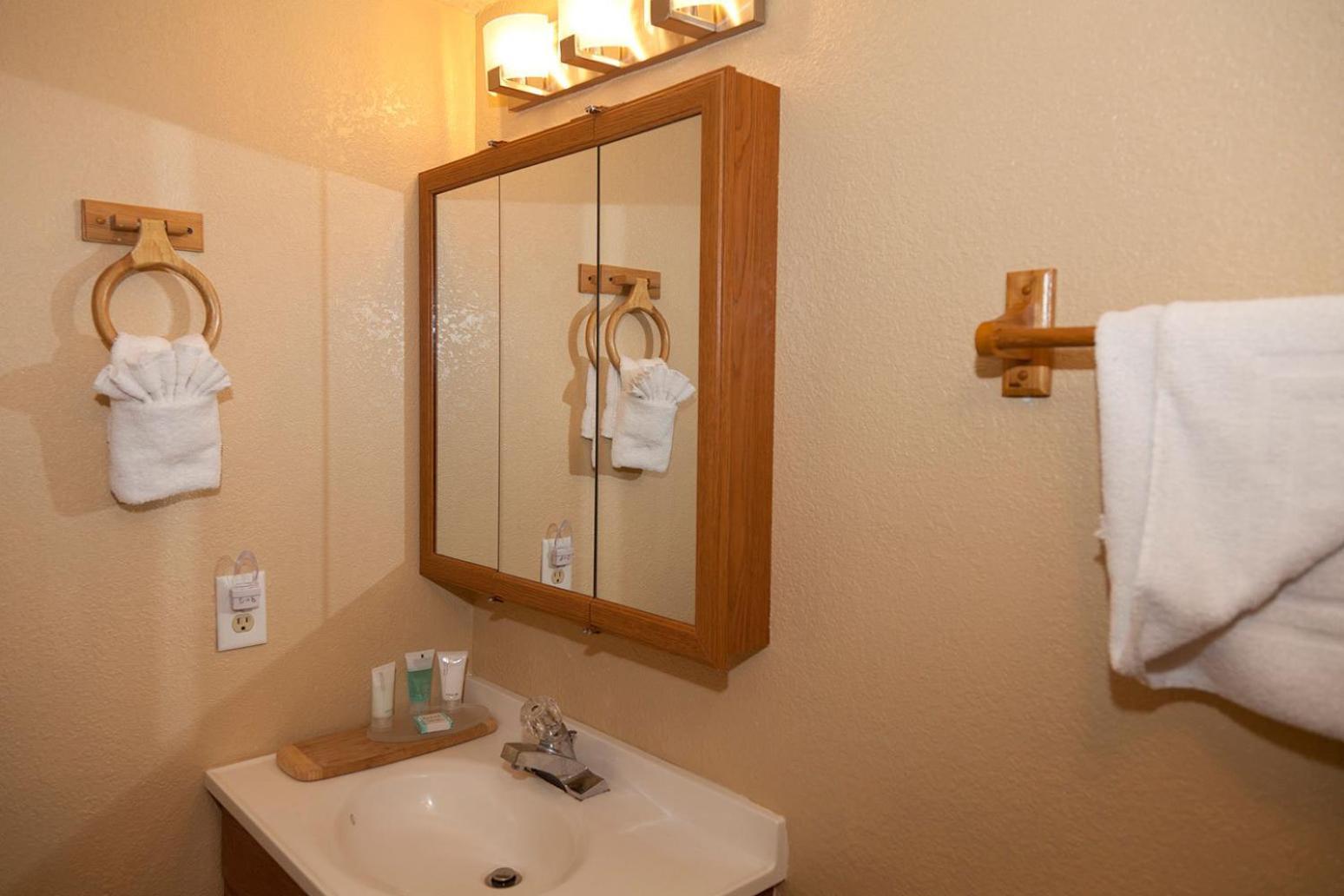 Kona Reef Resort By Latour Group Kailua-Kona Habitación foto